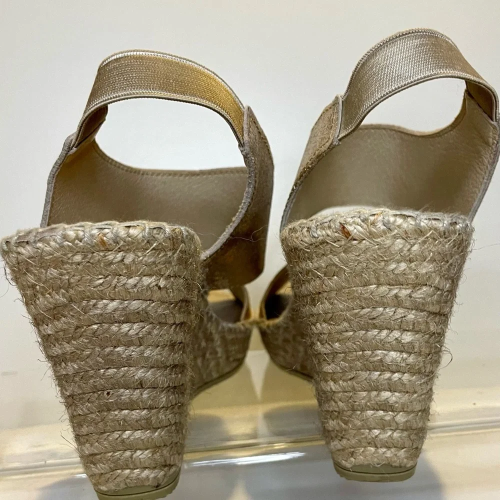 Andre Assous Metallic Platinum Rebecca Espadrille Platform Sandals Size 9.5